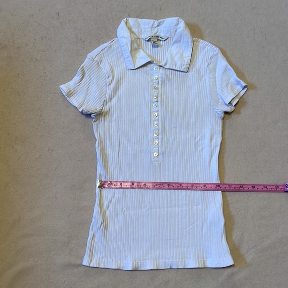 Ribbed White Short-Sleeve Banana Republic Polo Top Size XS - Picture 3 of 7